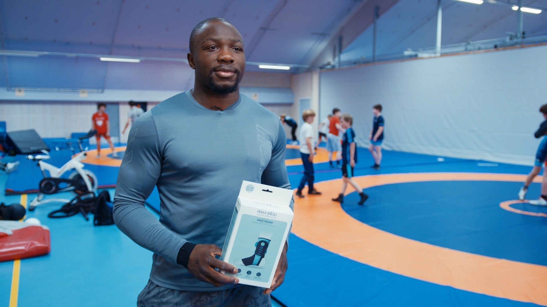 Exauce Mukubu sin erfaring med Ankle Trainer